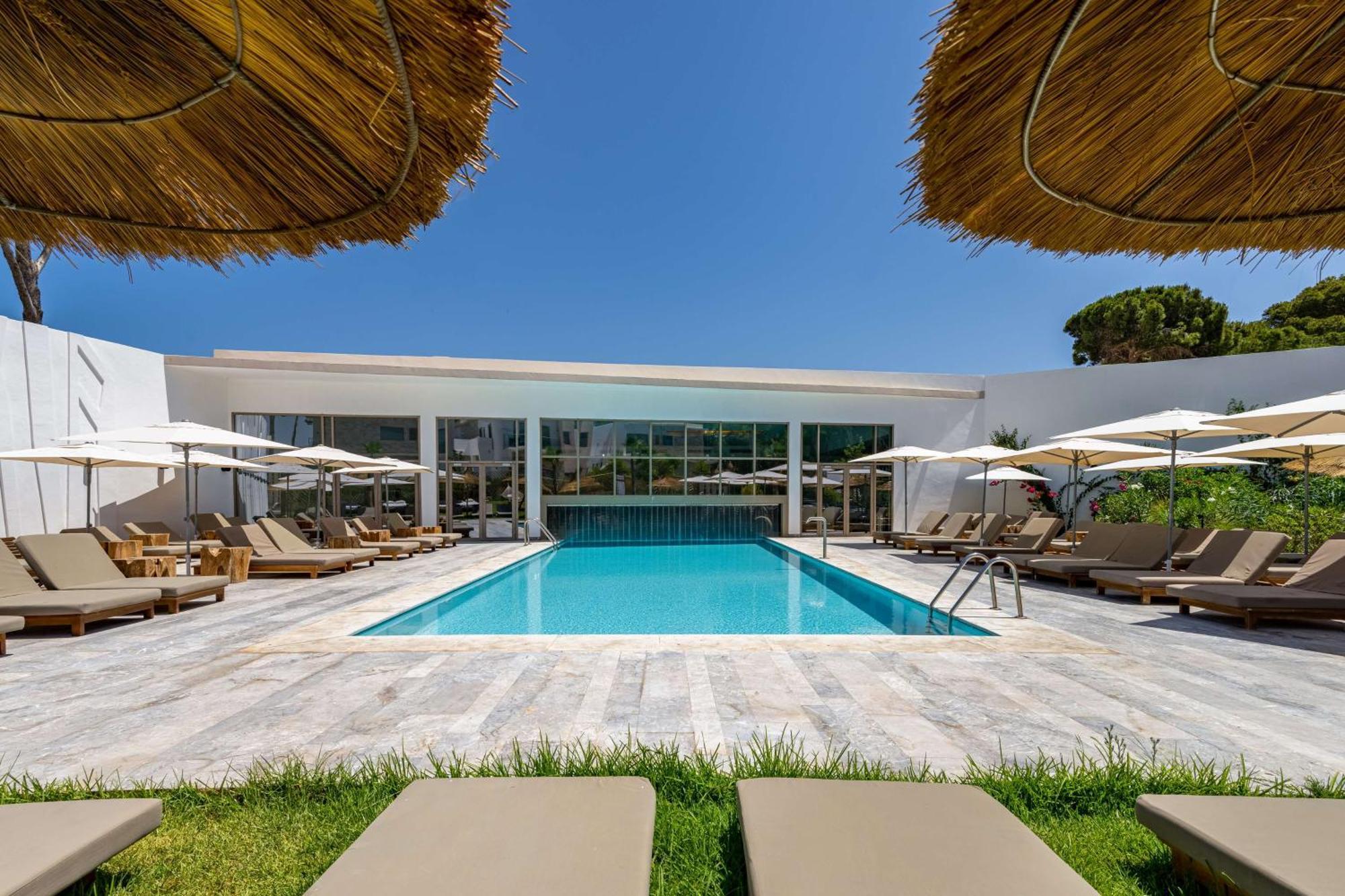 Radisson Blu Resort Al Hoceïma מראה חיצוני תמונה The pool at the hotel