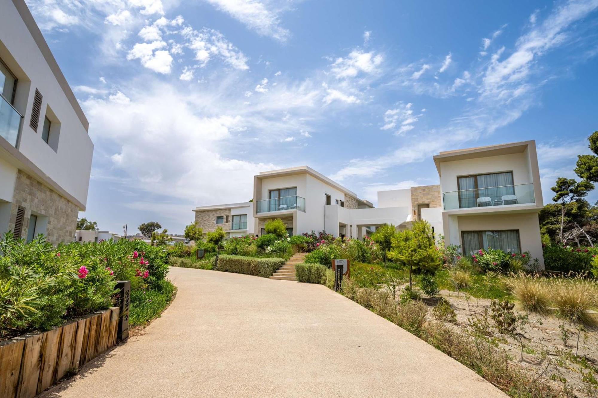 Radisson Blu Resort Al Hoceïma מראה חיצוני תמונה The resort's villas